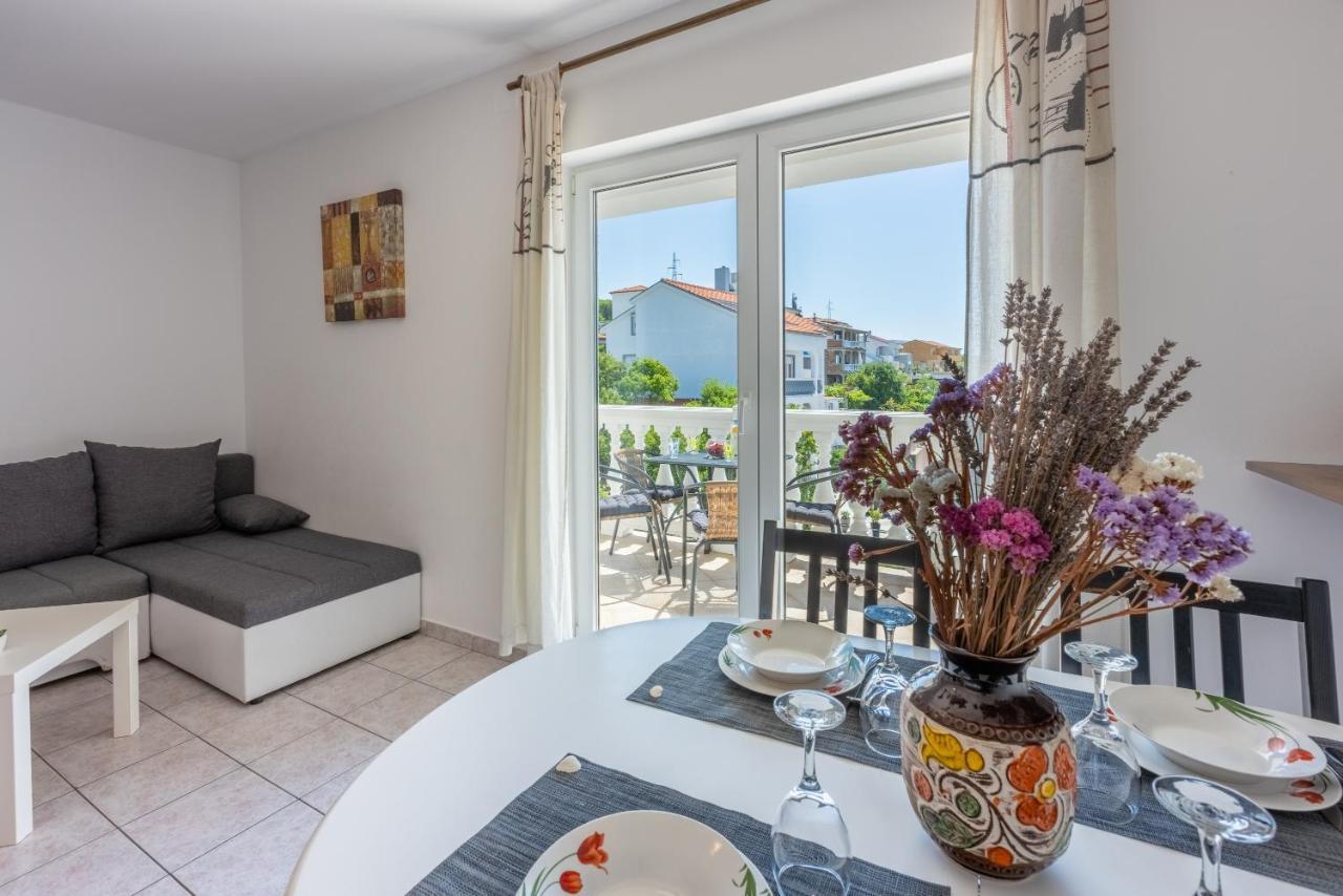 Apartments Antonija ซริกเวนิซา ภายนอก รูปภาพ