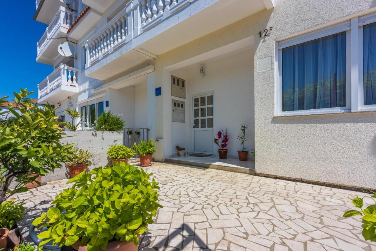 Apartments Antonija ซริกเวนิซา ภายนอก รูปภาพ