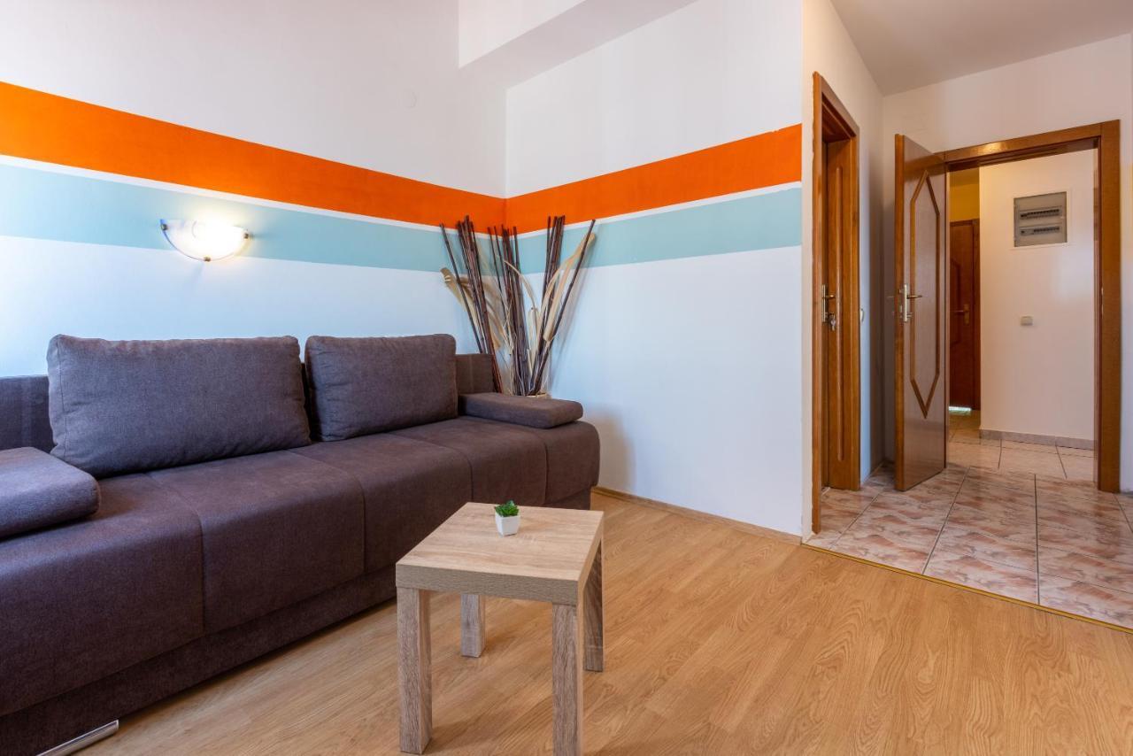 Apartments Antonija ซริกเวนิซา ภายนอก รูปภาพ