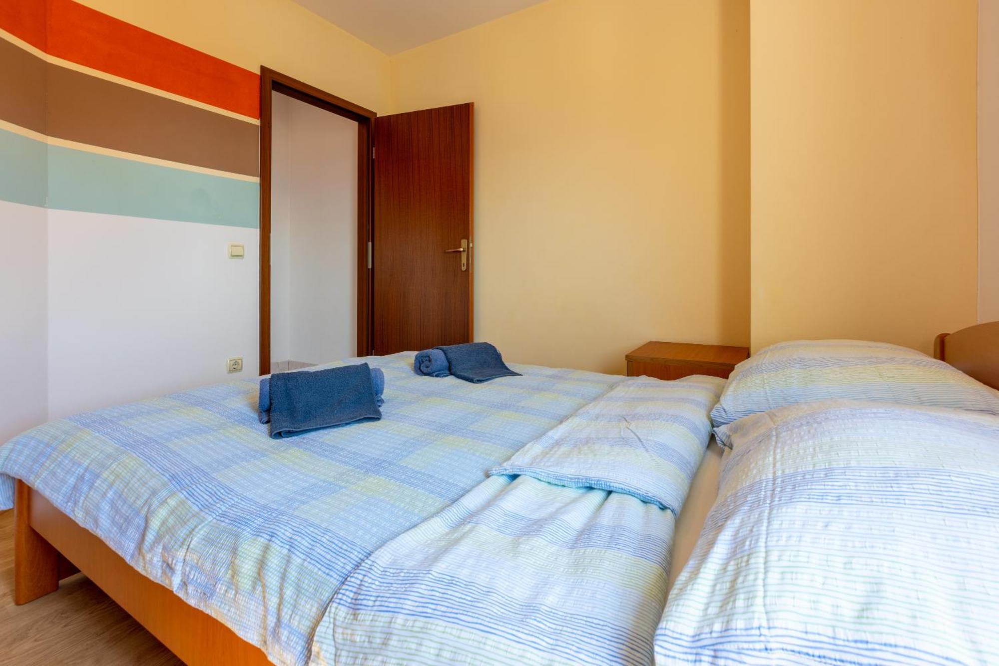 Apartments Antonija ซริกเวนิซา ภายนอก รูปภาพ