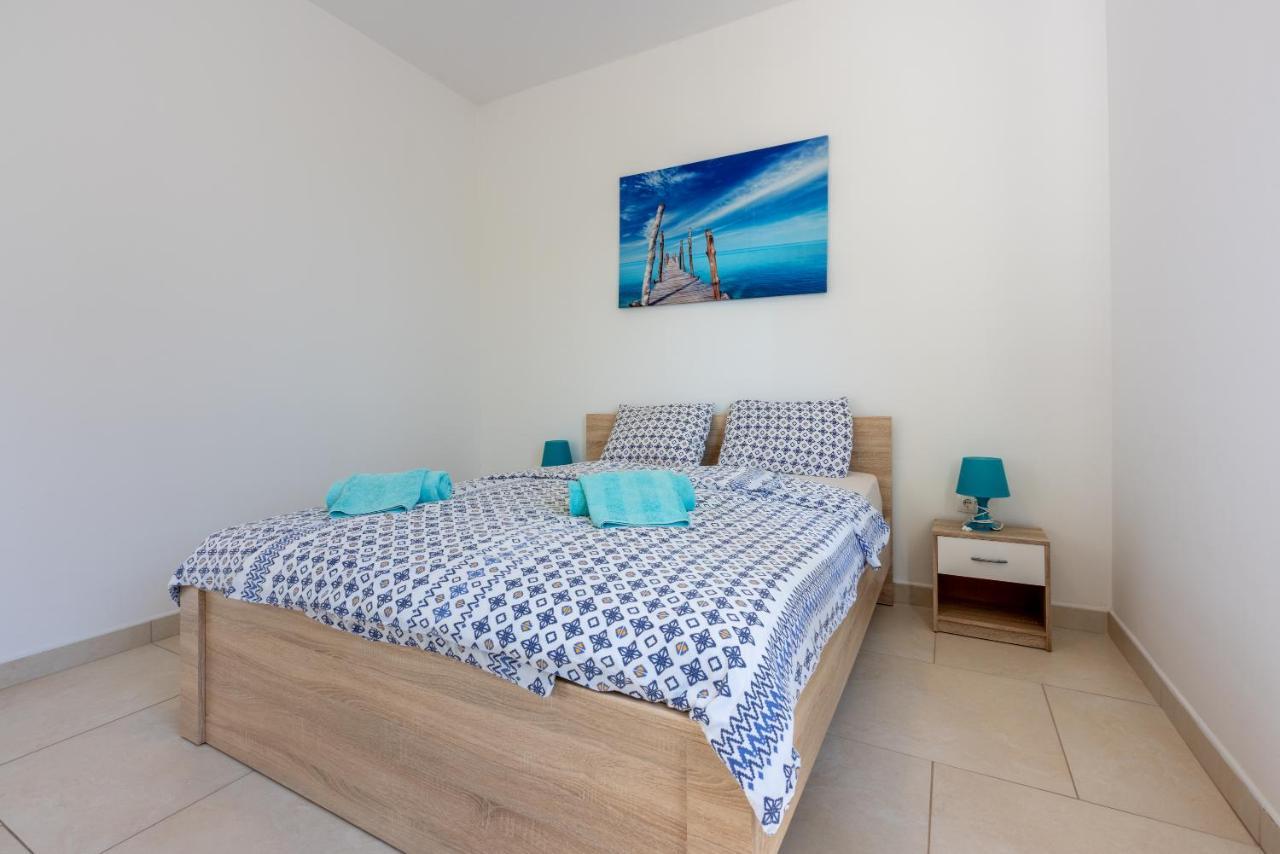 Apartments Antonija ซริกเวนิซา ภายนอก รูปภาพ